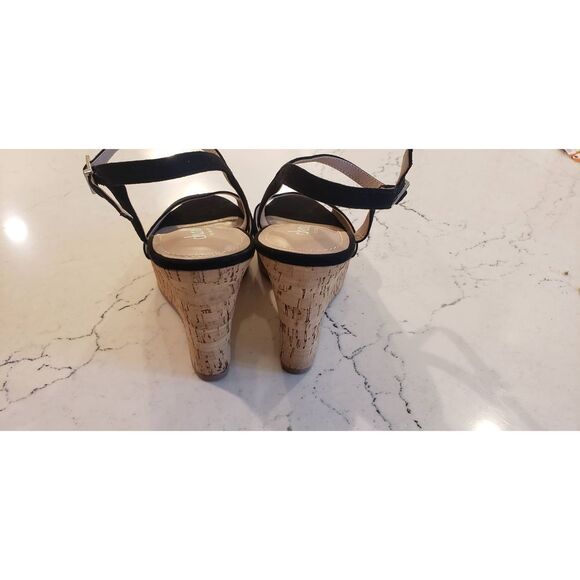CHARLES BY CHARLES DAVID LAMBERT CORK WEDGE SANDAL SZ 9.5 NWOB - Picture 10 of 11